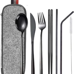 House Of Husk Reisbestek - Reis Bestekset - Chopsticks - Metalen Rietjes Met Borstel - Lepel - Vaatwasserbestendig - RVS - 7 Delig - Zwart