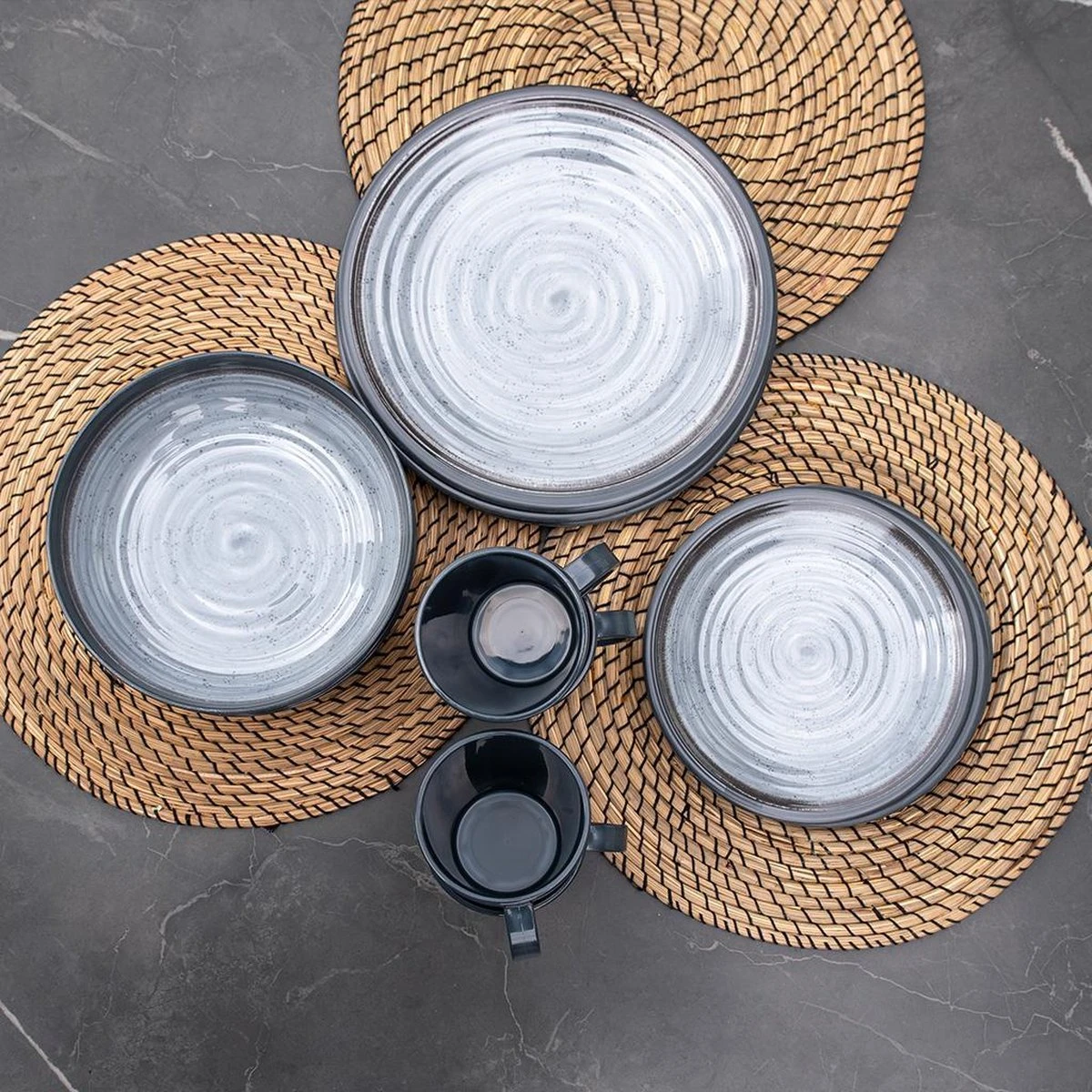 Travellife Jávea Serviesset - 16-delig - Donkergrijs 4 Travellife Jávea Serviesset - 16-delig - Donkergrijs - Afbeelding 2