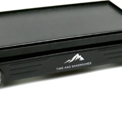 T&S - Draagbaar Dubbel Gasvuur Met Grillplaat En Transportkist - Camping Kooktoestel - Kookstel - Bakplaat - Gasfornuis - 2 Pits - Elektrische Ontsteking - Kookvuur - Kampeer Vuur -Goedkope Licht Tent Winkel 1200x670 3