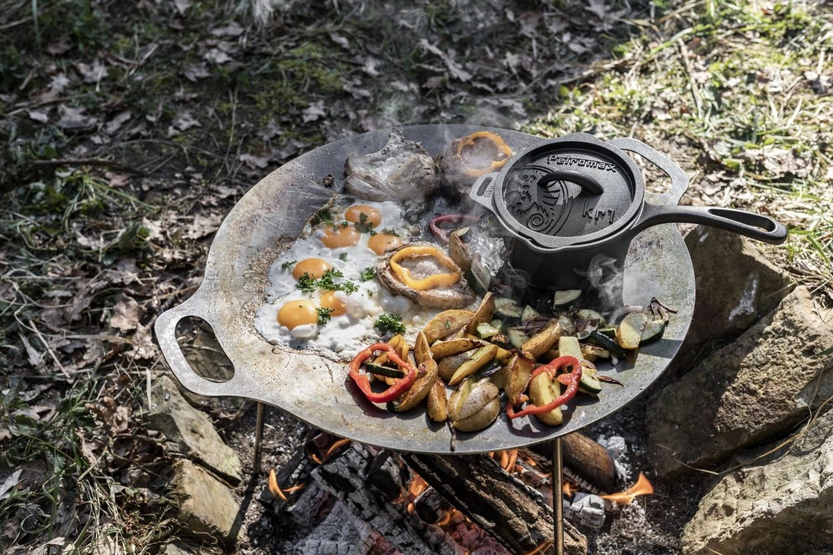 Petromax KR1 Gietijzeren Steelpan Met Deksel (1 Liter) 10 Petromax KR1 Gietijzeren Steelpan Met Deksel (1 Liter) - Afbeelding 8